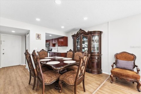 Купить таунхаус в Винтер-Спрингс, Флорида 8 комнат, 130.06м2, № 1893601 - фото 10