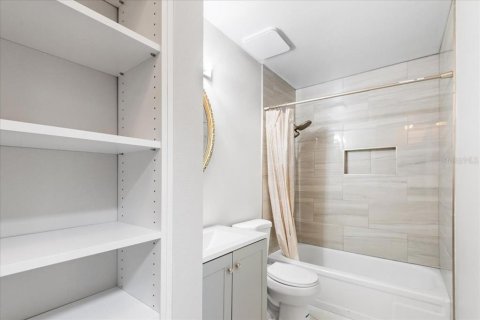 Купить таунхаус в Винтер-Спрингс, Флорида 8 комнат, 130.06м2, № 1893601 - фото 20