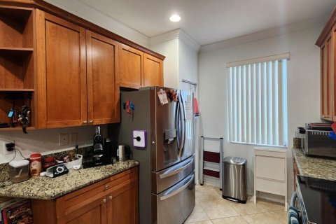 Touwnhouse à vendre à Miramar, Floride: 3 chambres, 132.48 m2 № 2173766 - photo 12
