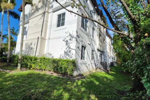 Touwnhouse à vendre à Miramar, Floride: 3 chambres, 132.48 m2 № 2173766 - photo 6