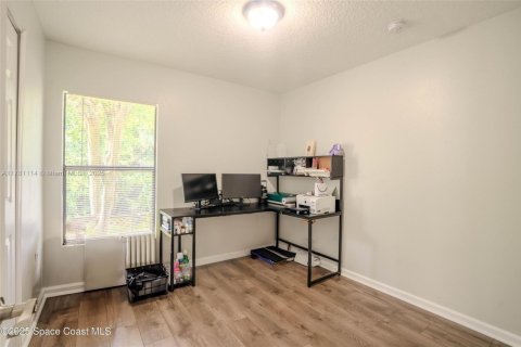 Townhouse in Titusville, Florida 3 bedrooms № 1698654 - photo 14