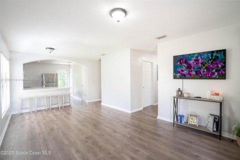 Townhouse in Titusville, Florida 3 bedrooms № 1698654 - photo 6