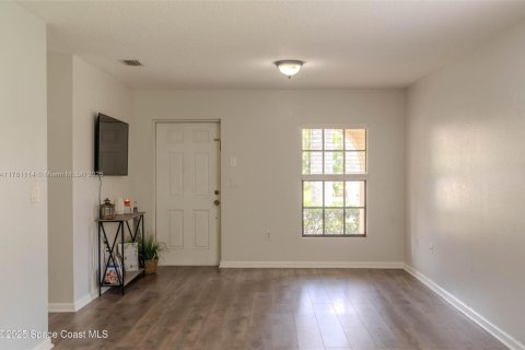 Townhouse in Titusville, Florida 3 bedrooms № 1698654 - photo 4