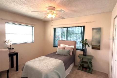 House in Pinellas Park, Florida 2 bedrooms, 99.68 sq.m. № 1201525 - photo 16