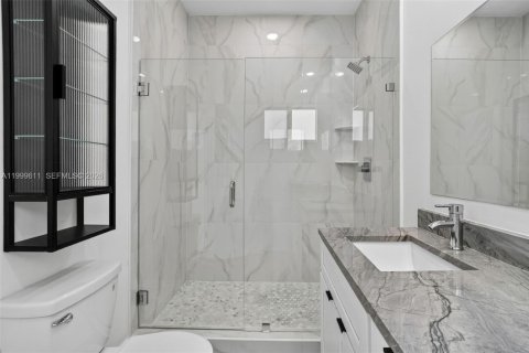 House in Fort Lauderdale, Florida 3 bedrooms, 124.67 sq.m. № 2067512 - photo 15