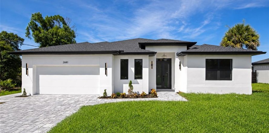 House in North Port, Florida 4 bedrooms, 223.06 sq.m. № 2151959