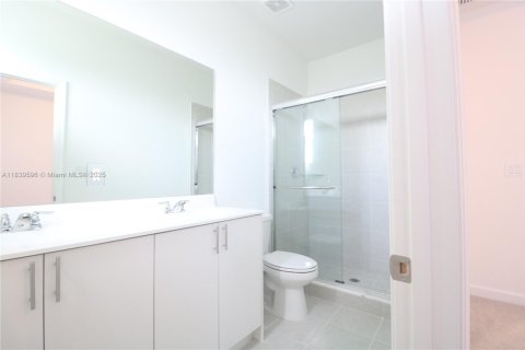 House in Homestead, Florida 3 bedrooms, 123.37 sq.m. № 1828297 - photo 14