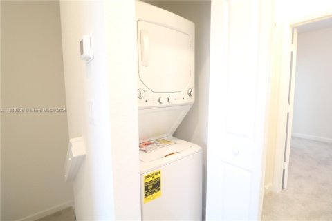 House in Homestead, Florida 3 bedrooms, 123.37 sq.m. № 1828297 - photo 19
