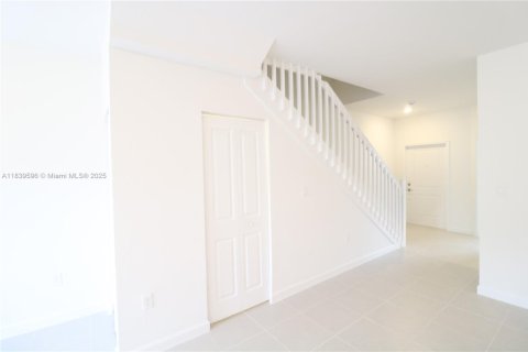 House in Homestead, Florida 3 bedrooms, 123.37 sq.m. № 1828297 - photo 13