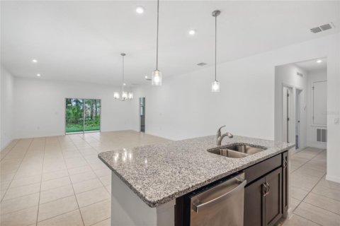 Villa ou maison à vendre à DeLand, Floride: 4 chambres, 205.31 m2 № 1795233 - photo 13