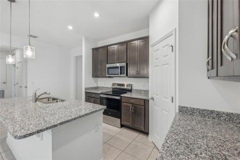 Villa ou maison à vendre à DeLand, Floride: 4 chambres, 205.31 m2 № 1795233 - photo 15