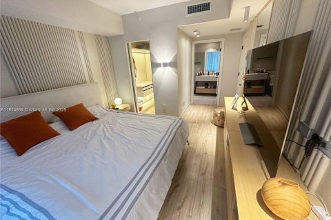 Condominio en alquiler en Miami, Florida, 2 dormitorios, 86.68 m2 № 1794598 - foto 8
