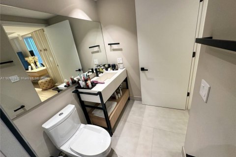 Снять в аренду кондоминиум в Майами, Флорида 2 спальни, 86.68м2, № 1794598 - фото 10