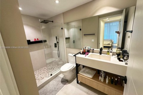 Снять в аренду кондоминиум в Майами, Флорида 2 спальни, 86.68м2, № 1794598 - фото 9