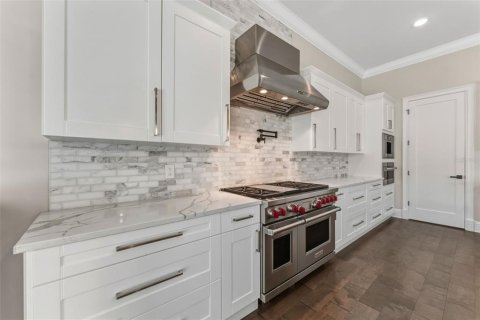 Casa en venta en Tampa, Florida, 5 dormitorios, 544.69 m2 № 2347852 - foto 19