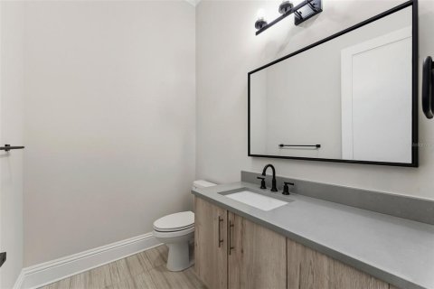 Casa en venta en Tampa, Florida, 5 dormitorios, 544.69 m2 № 2347852 - foto 24