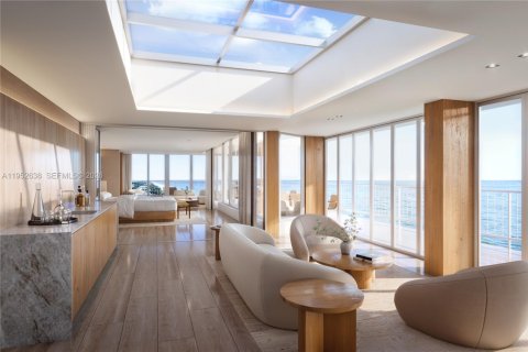 Condo in Hillsboro Beach, Florida, 7 bedrooms  № 2010780 - photo 7