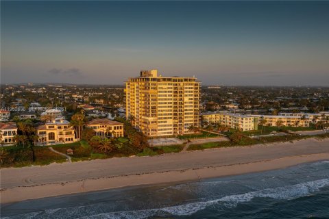 Condo in Hillsboro Beach, Florida, 7 bedrooms  № 2010780 - photo 17