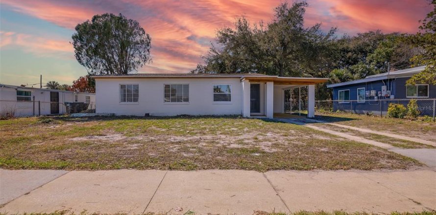 Villa ou maison à Orlando, Floride 3 chambres, 95.78 m2 № 2323036