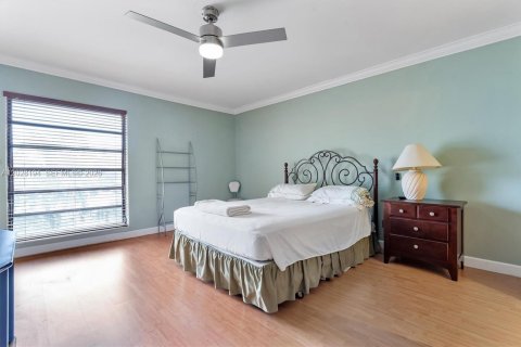 Adosado en venta en Pembroke Pines, Florida, 2 dormitorios, 112.78 m2 № 2178069 - foto 23
