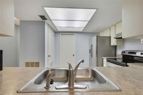 Condominio en venta en Homosassa, Florida, 2 dormitorios, 101.91 m2 № 2204997 - foto 12