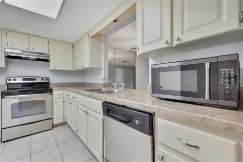 Condominio en venta en Homosassa, Florida, 2 dormitorios, 101.91 m2 № 2204997 - foto 4