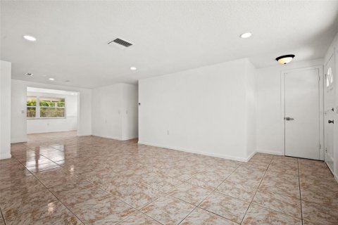 Villa ou maison à vendre à Tarpon Springs, Floride: 3 chambres, 159.79 m2 № 2354963 - photo 7
