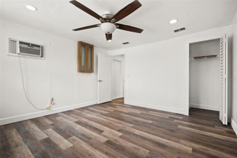 Villa ou maison à vendre à Tarpon Springs, Floride: 3 chambres, 159.79 m2 № 2354963 - photo 18