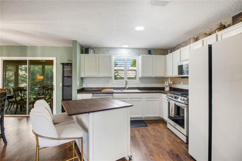 Casa en venta en The Villages, Florida, 3 dormitorios, 129.32 m2 № 2383338 - foto 29