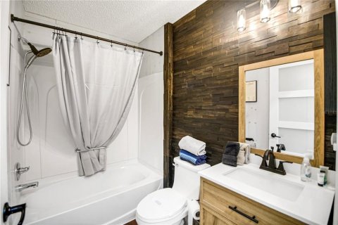 Casa en venta en The Villages, Florida, 3 dormitorios, 129.32 m2 № 2383338 - foto 17