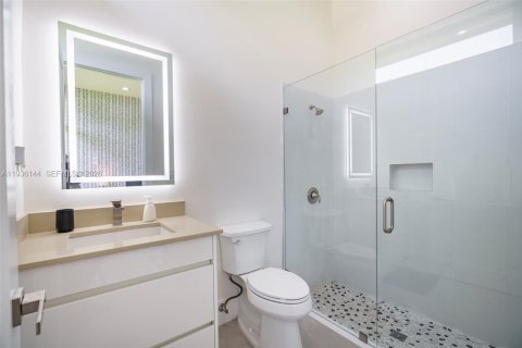 Casa en alquiler en Plantation, Florida, 8 dormitorios, 485.97 m2 № 2152563 - foto 30