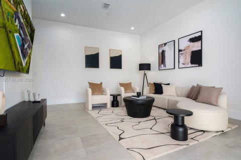 Casa en alquiler en Plantation, Florida, 8 dormitorios, 485.97 m2 № 2152563 - foto 22