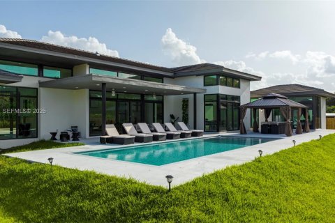 Casa en alquiler en Plantation, Florida, 8 dormitorios, 485.97 m2 № 2152563 - foto 9