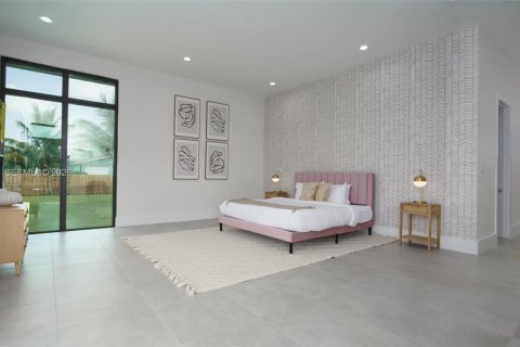 Casa en alquiler en Plantation, Florida, 8 dormitorios, 485.97 m2 № 2152563 - foto 28