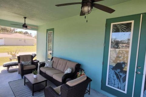 House in North Port, Florida 3 bedrooms, 170.94 sq.m. № 1597749 - photo 3