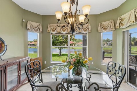House in Kissimmee, Florida 2 bedrooms, 138.52 sq.m. № 2138280 - photo 15