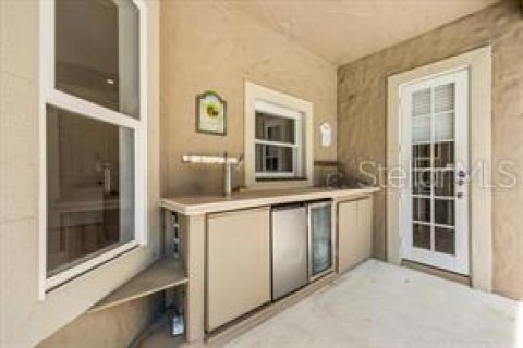 Купить виллу или дом в Апопка, Флорида 8 комнат, 477.15м2, № 2105835 - фото 7
