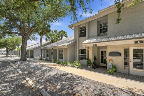 Immobilier commercial à vendre à Venice, Floride: 108.51 m2 № 2207035 - photo 3