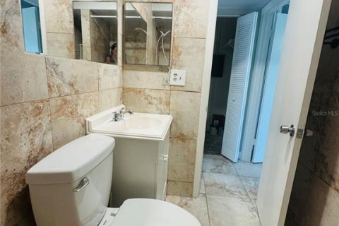 House in Clearwater, Florida 1 bedroom, 55.09 sq.m. № 2218134 - photo 19