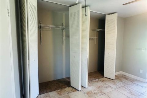 House in Clearwater, Florida 1 bedroom, 55.09 sq.m. № 2218134 - photo 24