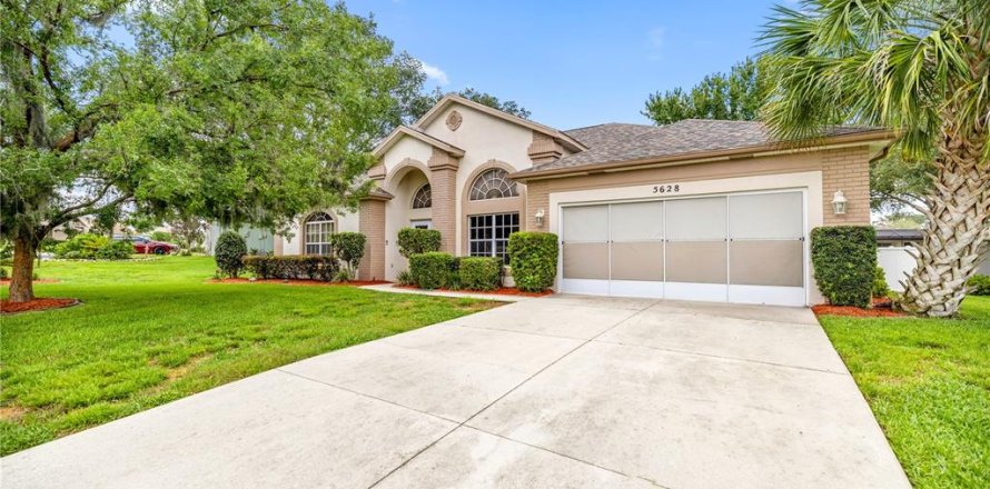 Villa ou maison à Lecanto, Floride 4 chambres, 237.37 m2 № 1838374