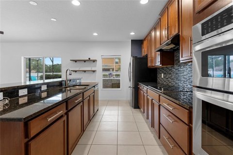 Villa ou maison à vendre à Clermont, Floride: 4 chambres, 265.14 m2 № 2092442 - photo 12