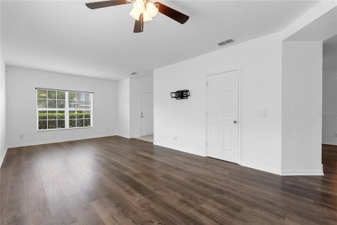 Villa ou maison à vendre à Clermont, Floride: 4 chambres, 265.14 m2 № 2092442 - photo 7