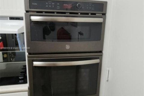 Copropriété à vendre à Hallandale Beach, Floride: 1 chambre, 80.82 m2 № 1947202 - photo 8