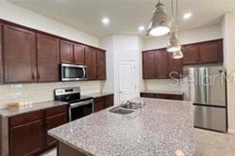 Villa ou maison à louer à Windermere, Floride: 4 chambres, 206.34 m2 № 2378285 - photo 11