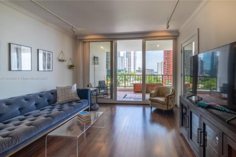 Condo in Miami, Florida  № 1814875 - photo 18