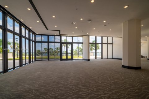 Condo in Miami, Florida  № 1814875 - photo 11