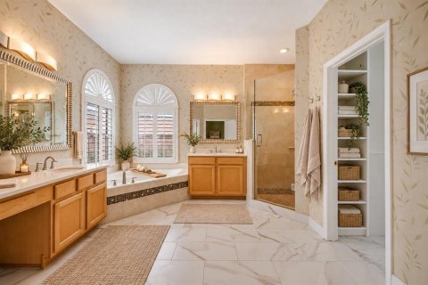 House in Orlando, Florida 4 bedrooms, 237.92 sq.m. № 2394231 - photo 14