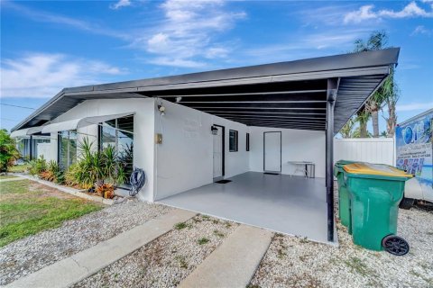 Casa en alquiler en Port Charlotte, Florida, 3 dormitorios, 116.13 m2 № 1787857 - foto 14