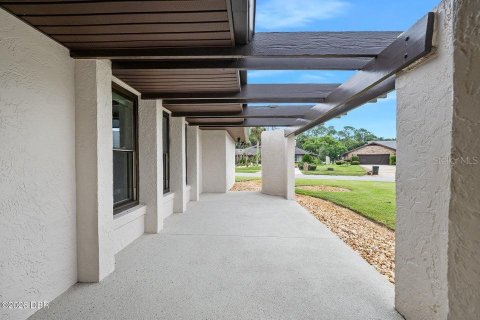 Villa ou maison à vendre à Daytona Beach, Floride: 3 chambres, 219.34 m2 № 2266496 - photo 25